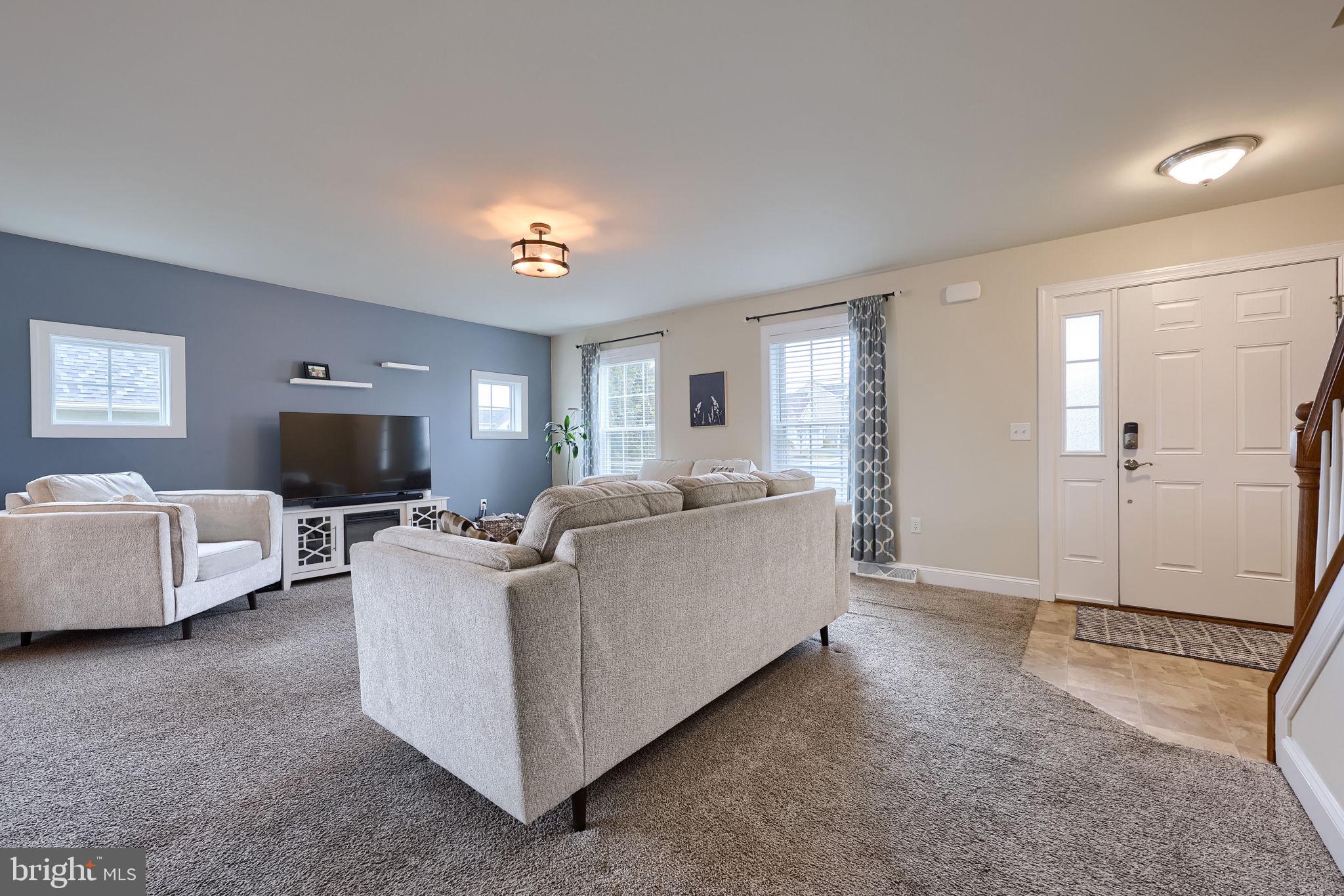 CREEK HILL - Residential