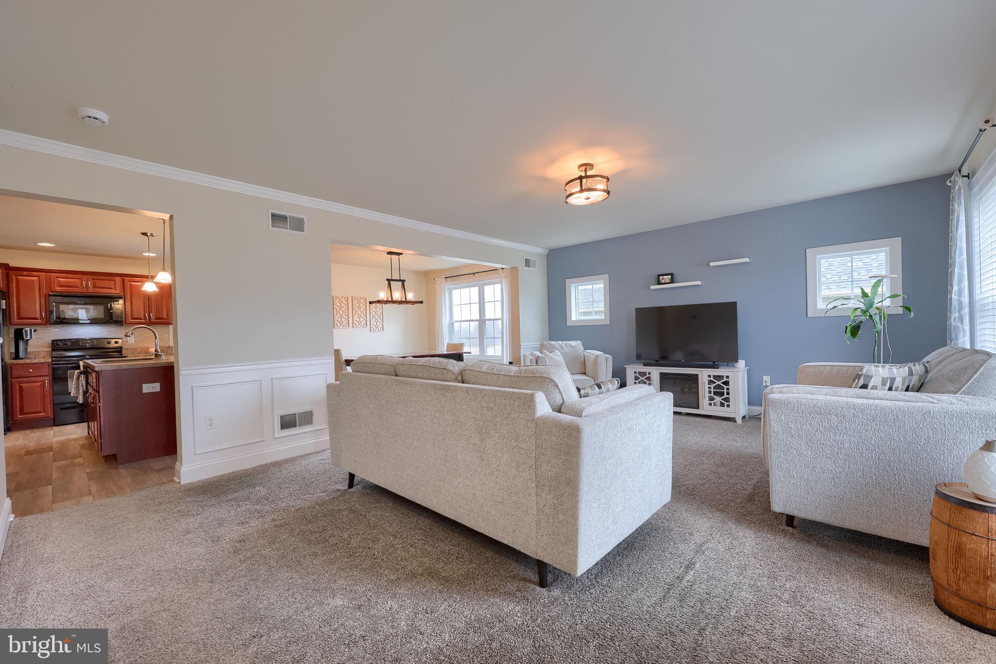 CREEK HILL - Residential