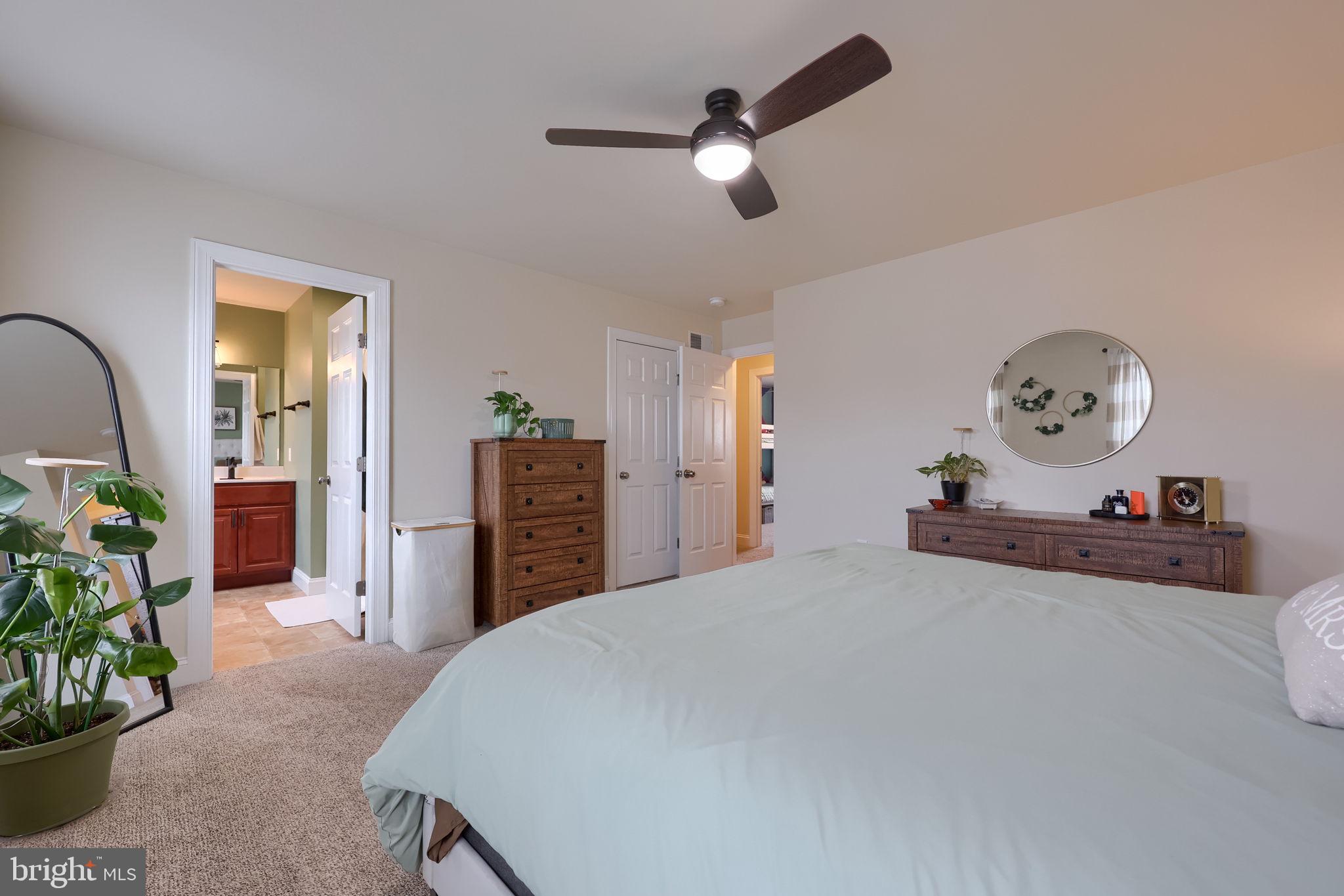 CREEK HILL - Residential