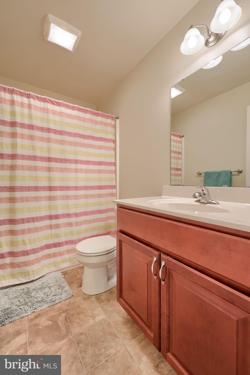 CREEK HILL - Residential