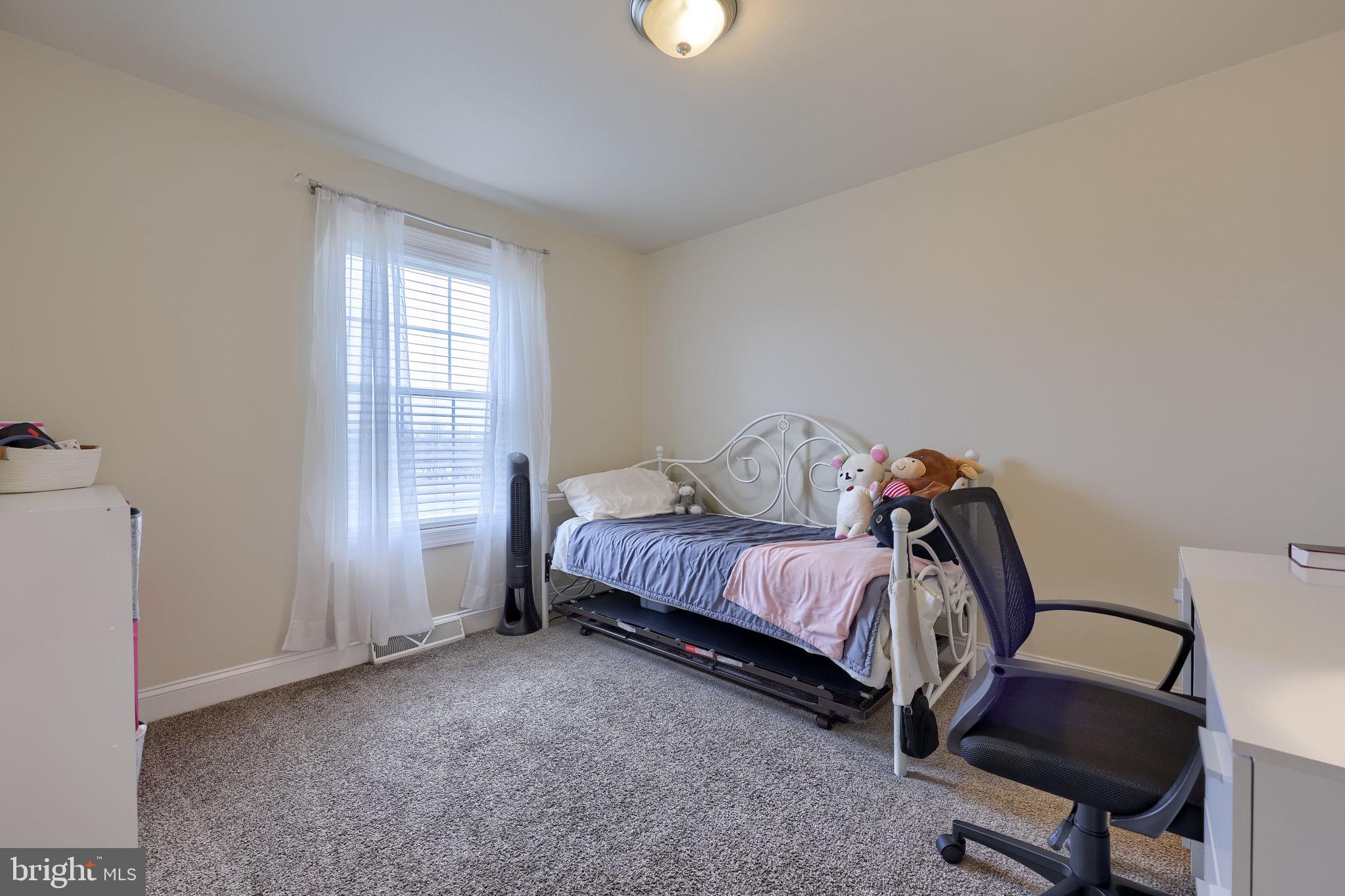 CREEK HILL - Residential