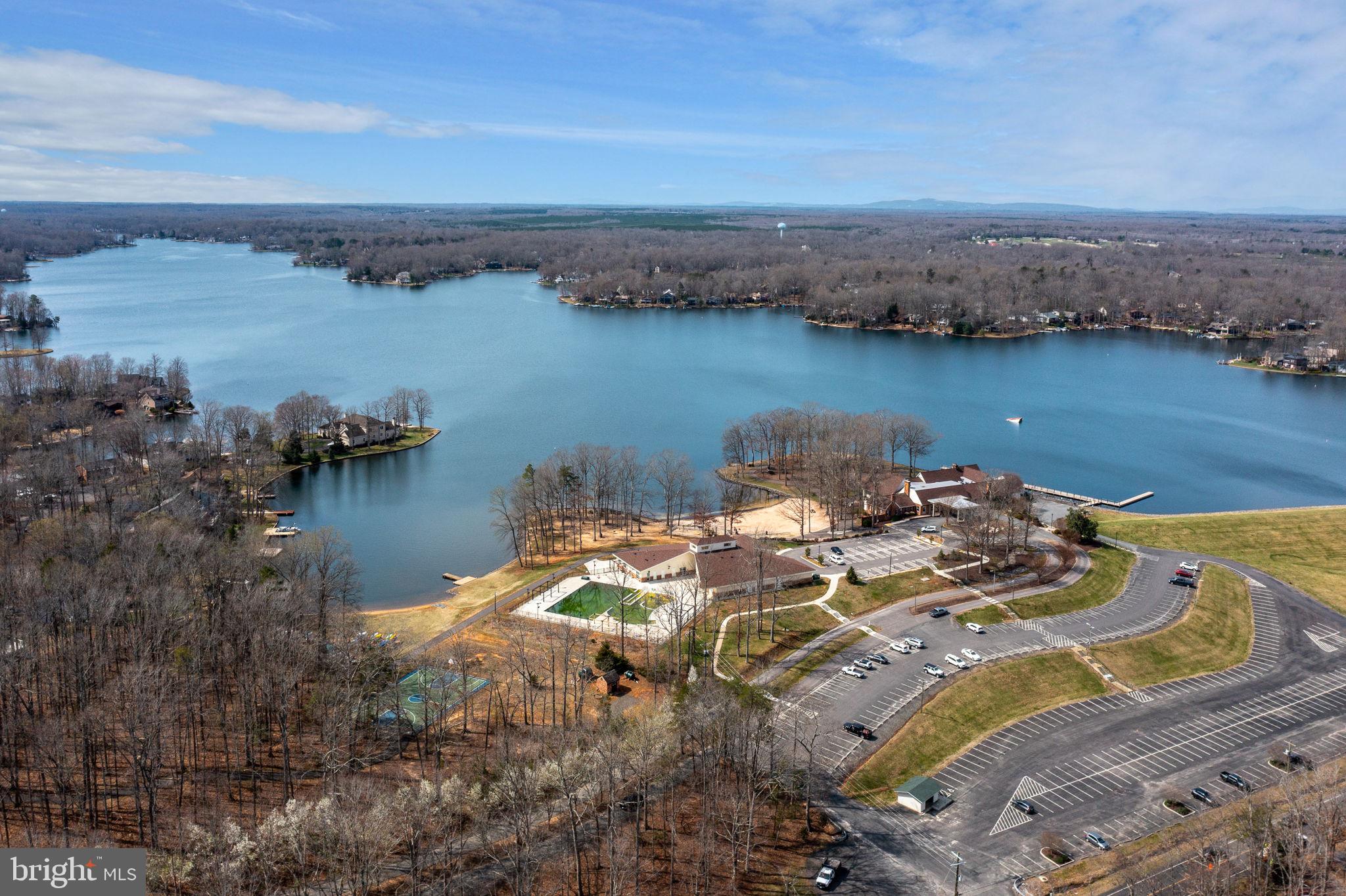 LAKE OF THE WOODS - Residential