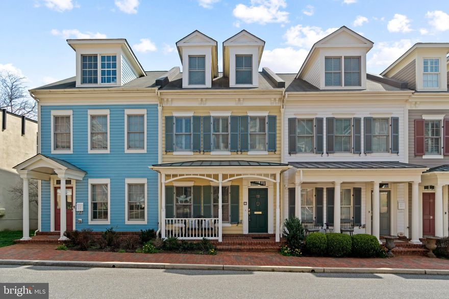 Beautifully maintained 3 level townhome with parking in popular Acton's Landing! This home combines all of today's modern amenities with the charm of true historic architecture and within walking distance to all that Annapolis has to offer. Only one exterior step to front porch of home!   Spacious open floor plan with gleaming hardwoods throughout main level, large Living and Dining Room combination, gourmet Kitchen with adjacent Family room and French doors to your private patio and rear garage with 1 garage spot.  Additional deeded parking spot in condo building (#89).  Upper level features 2 BR's including large Primary Suite with 2 walk in closets, marble spa  Bath. The 3rd level features large 3rd Bedroom, loft area, full Bath, storage and sizable ROOFTOP DECK! Lots of recessed lighting, surround sound, custom window treatments, stainless appliances|granite and more! 

Acton's Landing offers its residents the popular waterfront part on Acton Cove on Spa Creek with public access for kayaks.  You will love the short walk to Main Street allows for exploring of local restaurants, shops and landmarks, Church / State Circles, the USNA and City Dock. Low $645/qtr fee for lock and leave living!