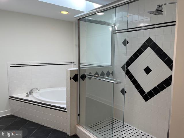 CHERRY RUN - Residential Lease