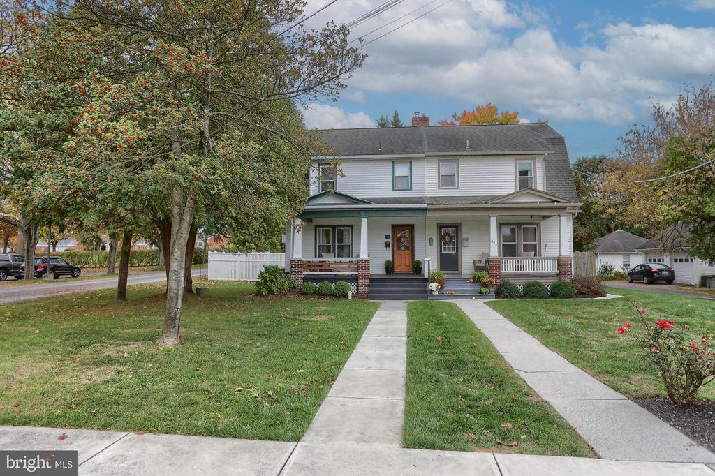 Photo of 324 E Areba Avenue, HERSHEY, PA 17033 (MLS # PADA2051998)