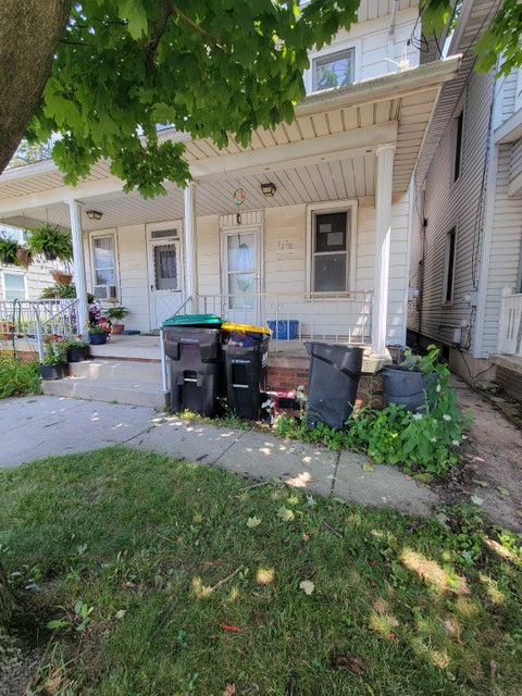 Townhouse For Sale - 1128 Baltimore Street<br/> York County, HANOVER, PA 17331