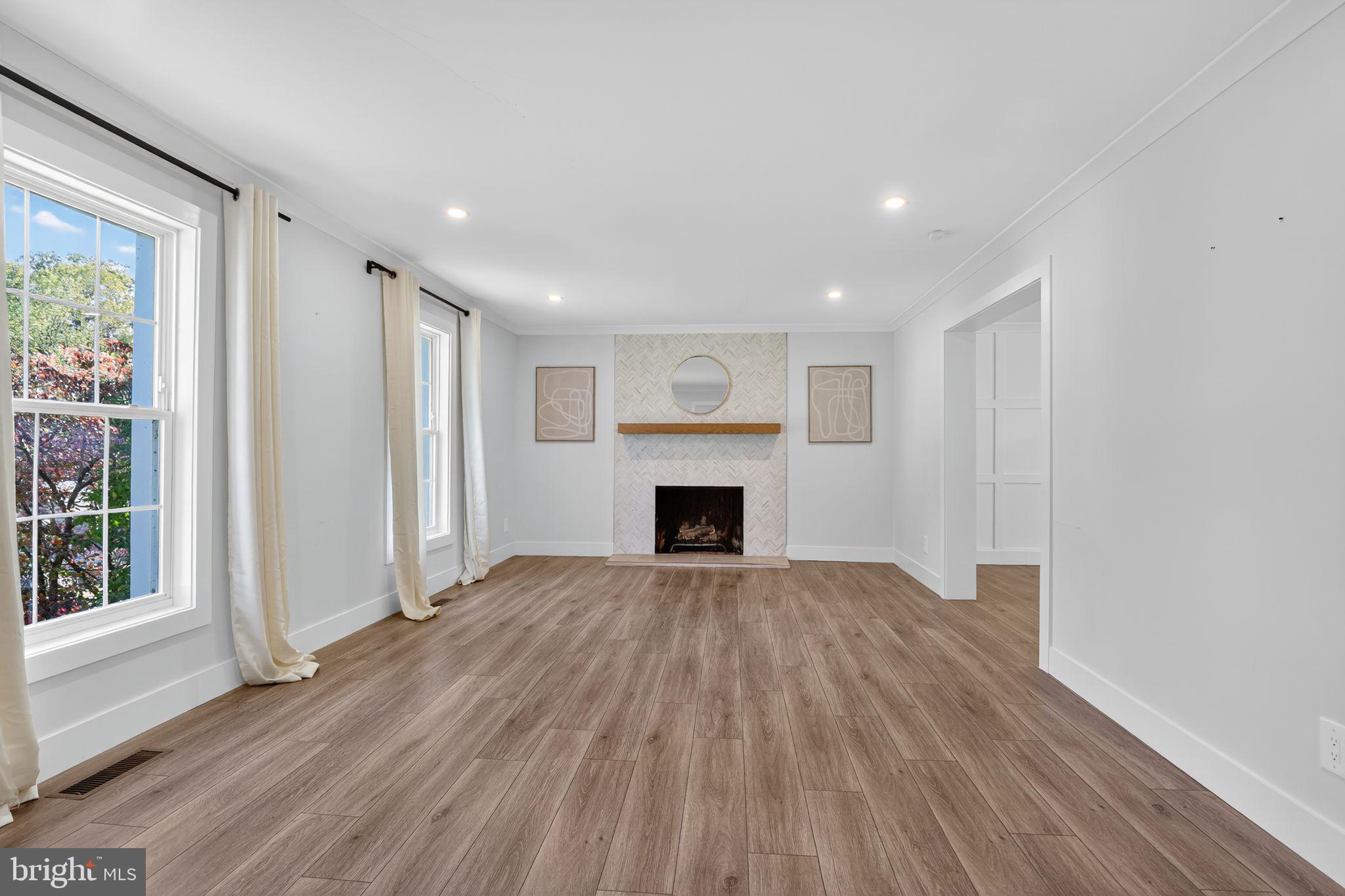227 AUTUMN DRIVE