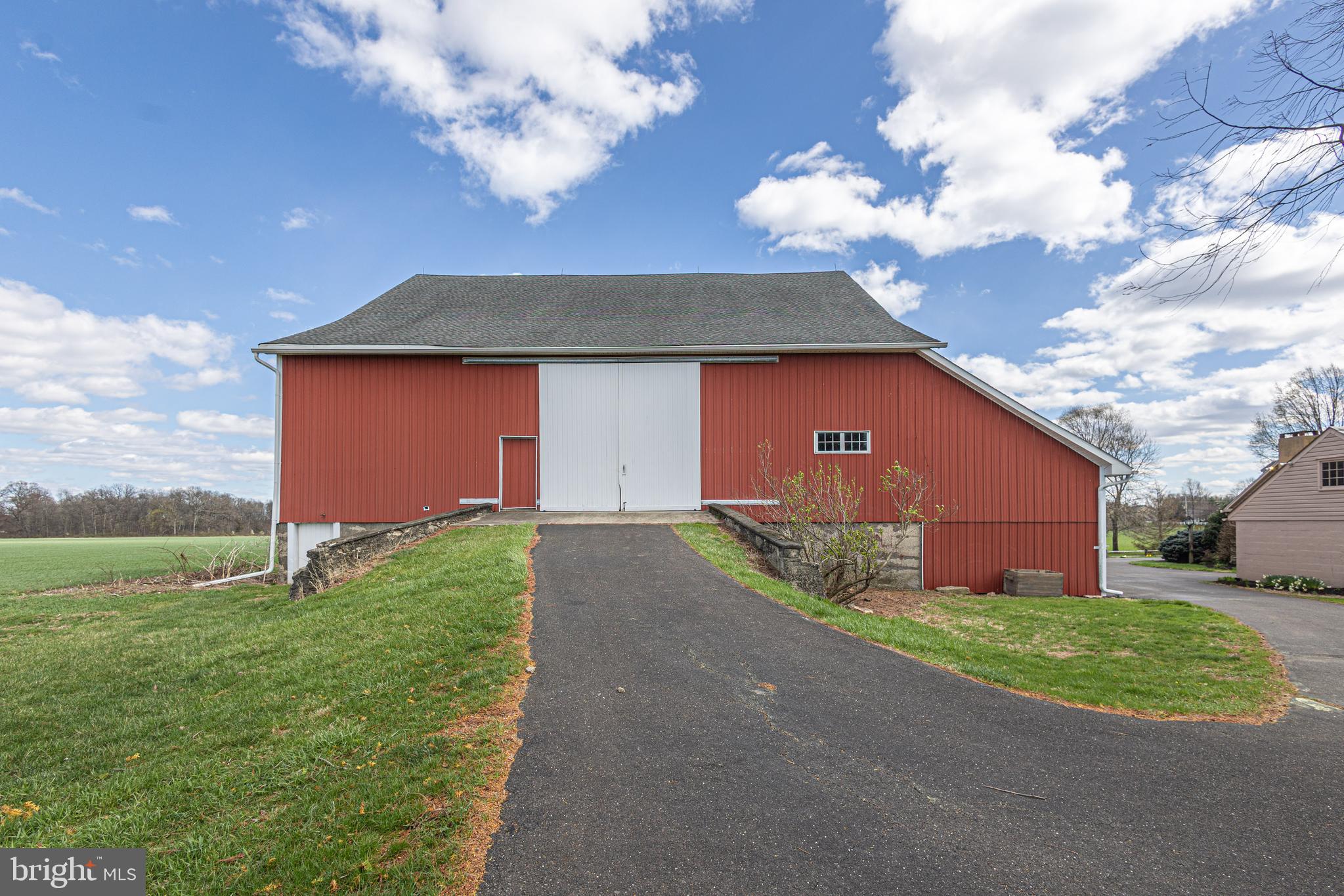 000 - Farm