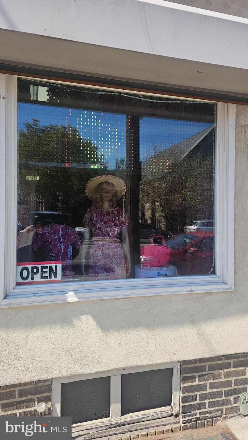 5824 TORRESDALE AVENUE