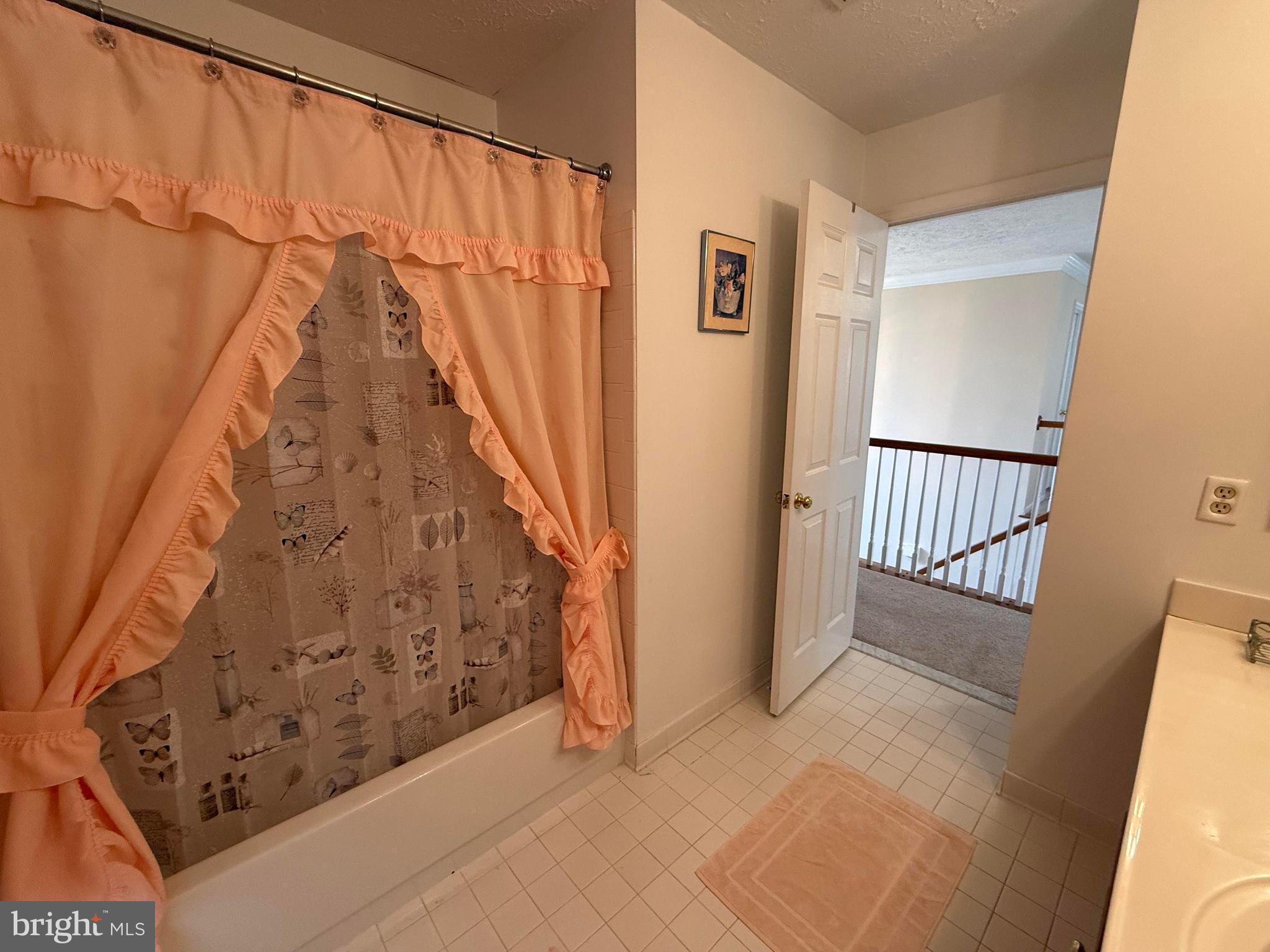 JAMES CREEK - Residential