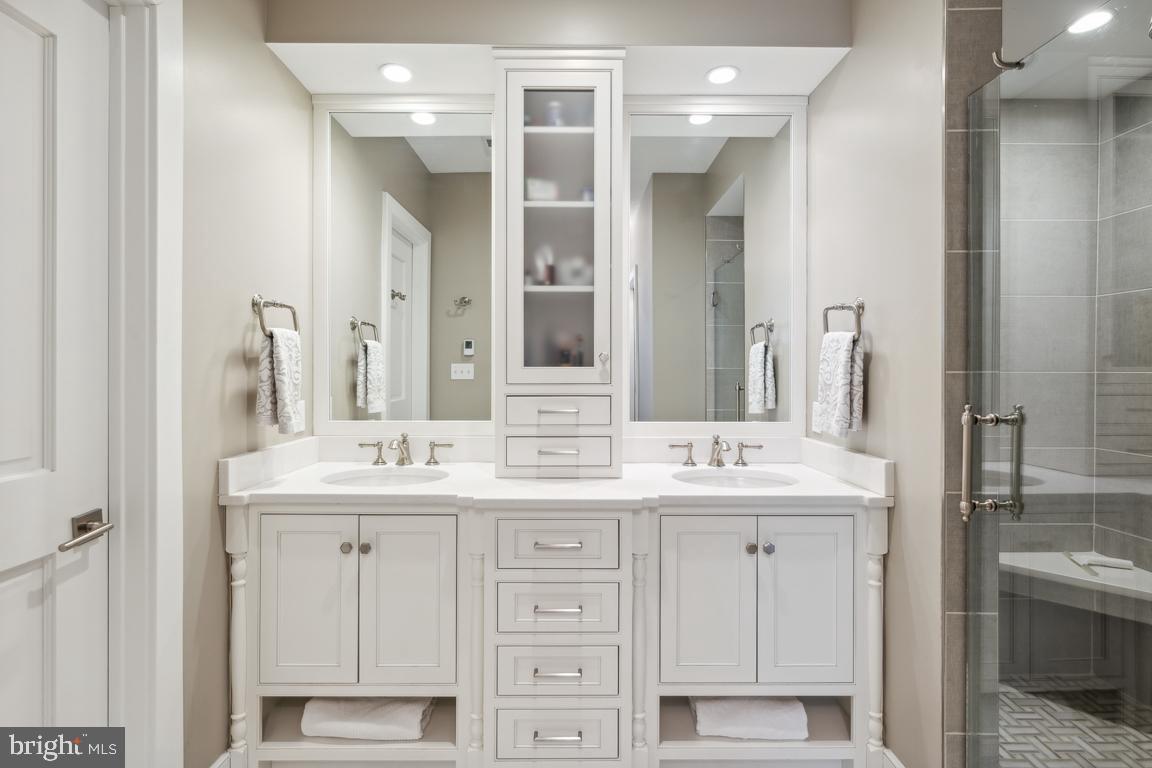 HISTORIC DISTRICT - Residential