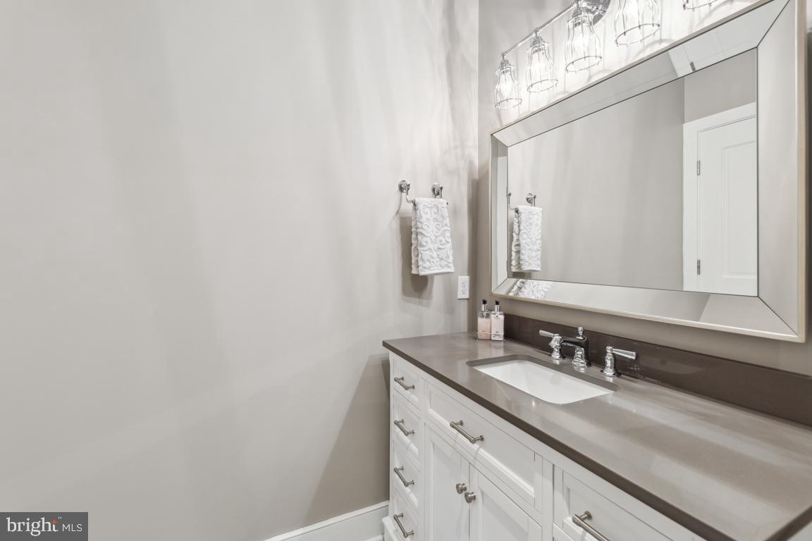 HISTORIC DISTRICT - Residential