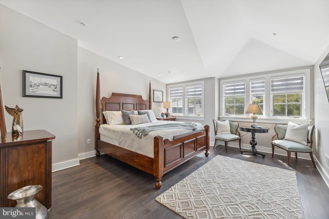 HISTORIC DISTRICT - Residential