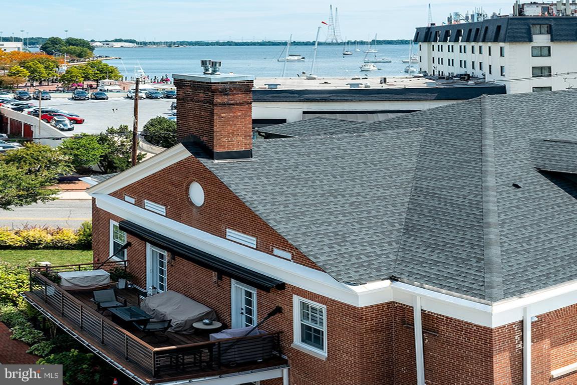 HISTORIC DISTRICT - Residential