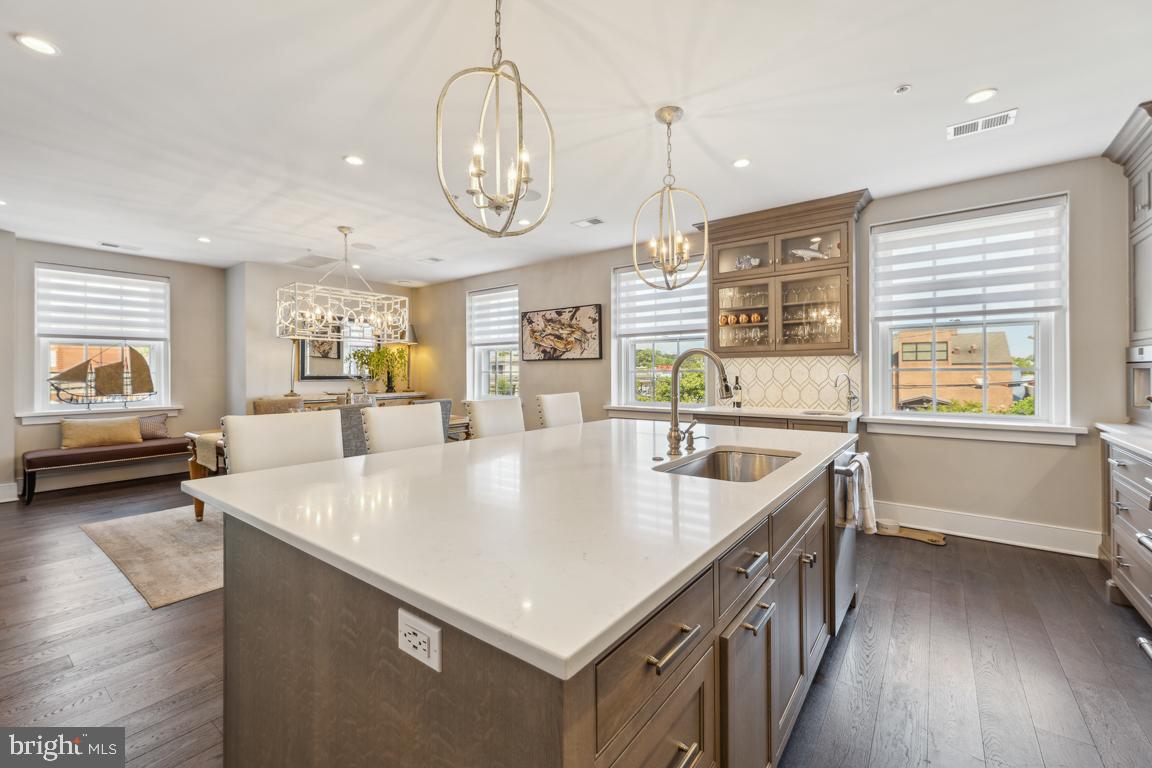 HISTORIC DISTRICT - Residential