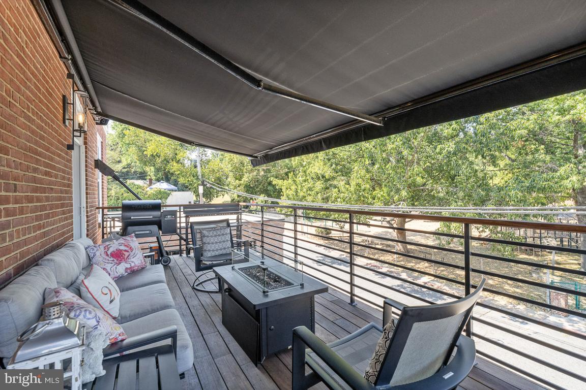 HISTORIC DISTRICT - Residential