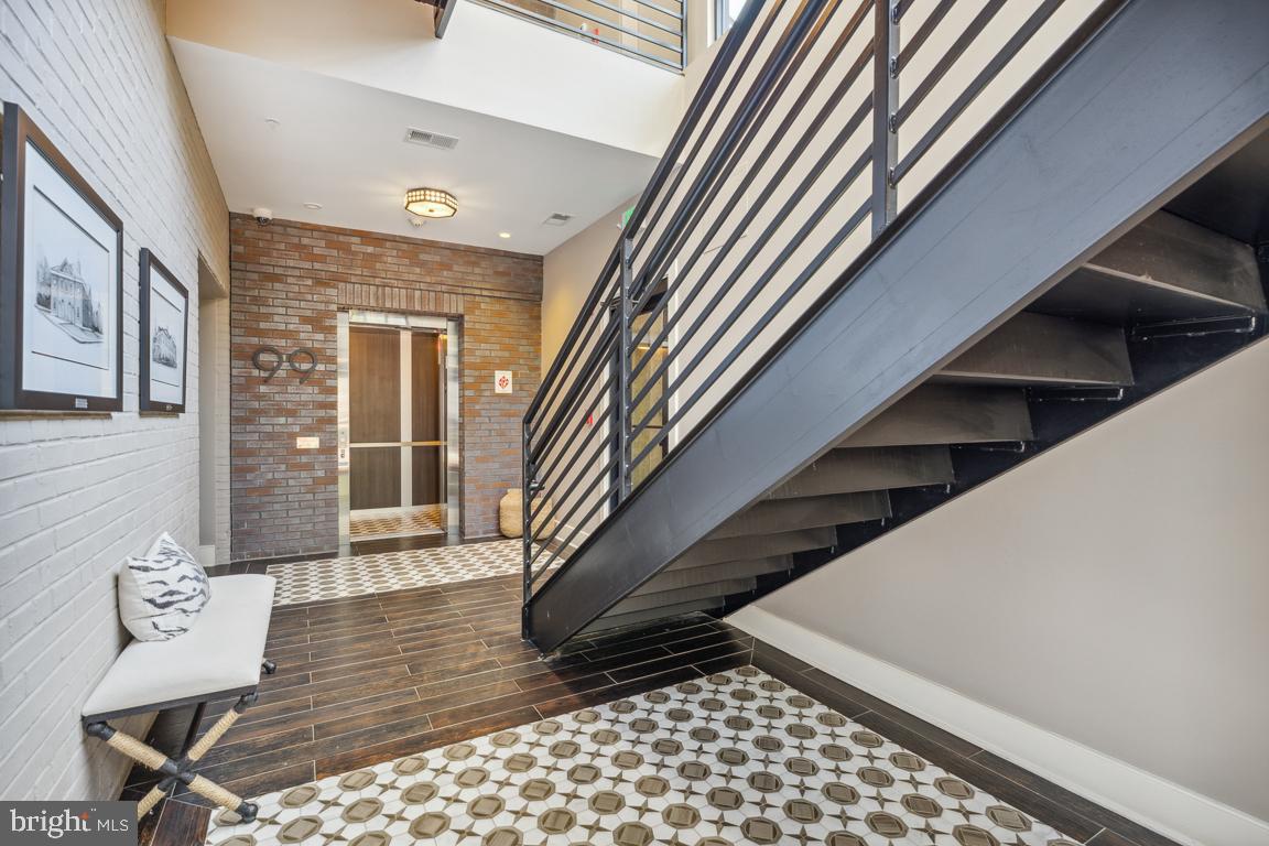 HISTORIC DISTRICT - Residential