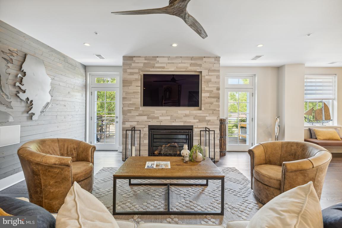 HISTORIC DISTRICT - Residential