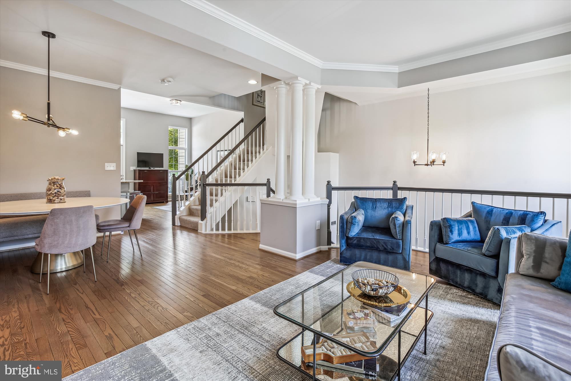 ISLAND CREEK - Residential