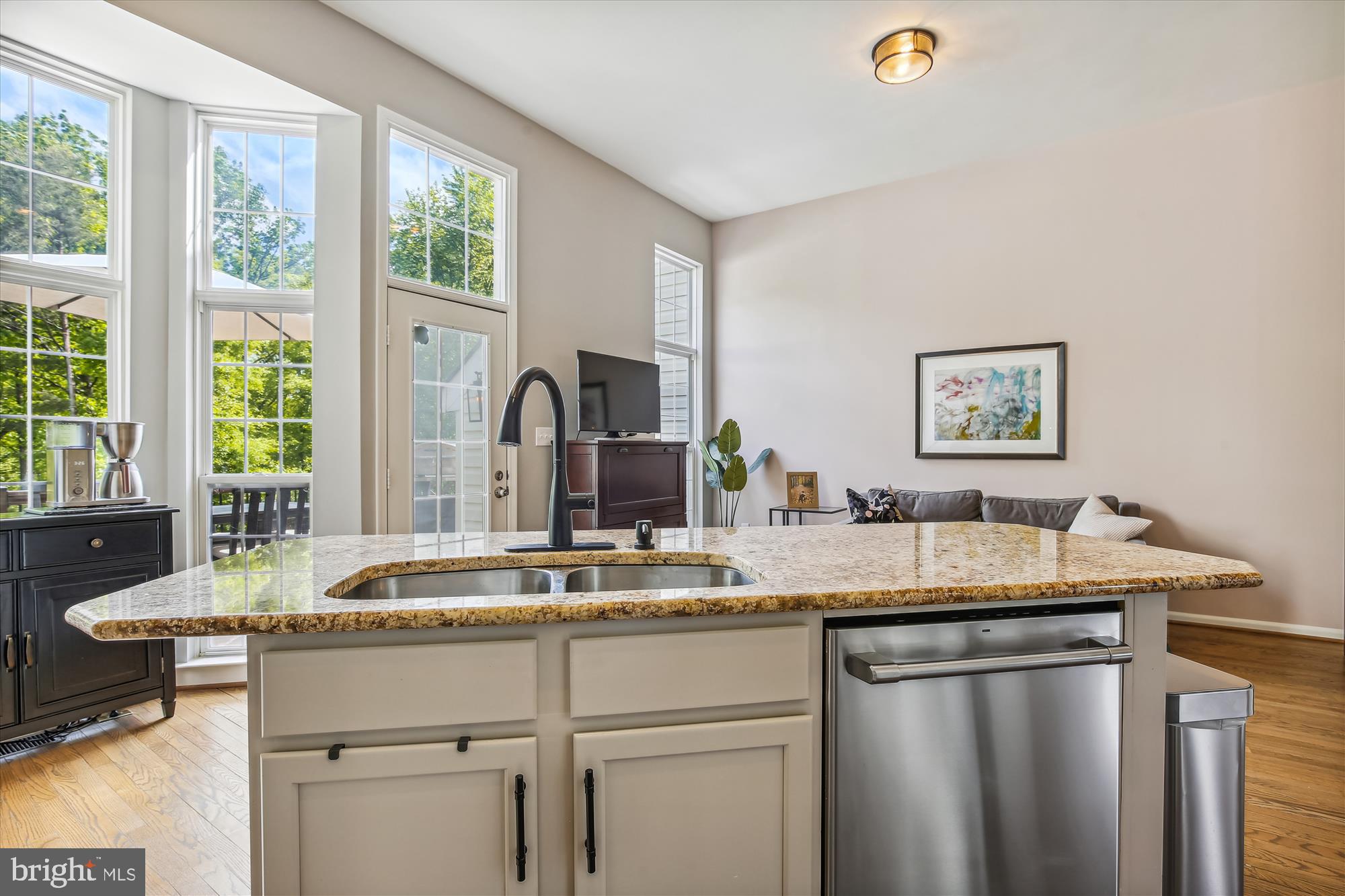 ISLAND CREEK - Residential