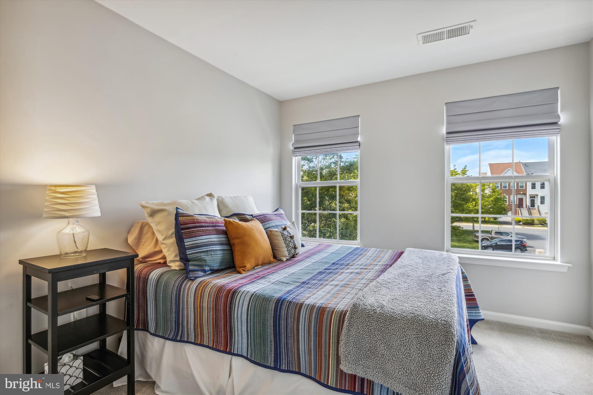 ISLAND CREEK - Residential