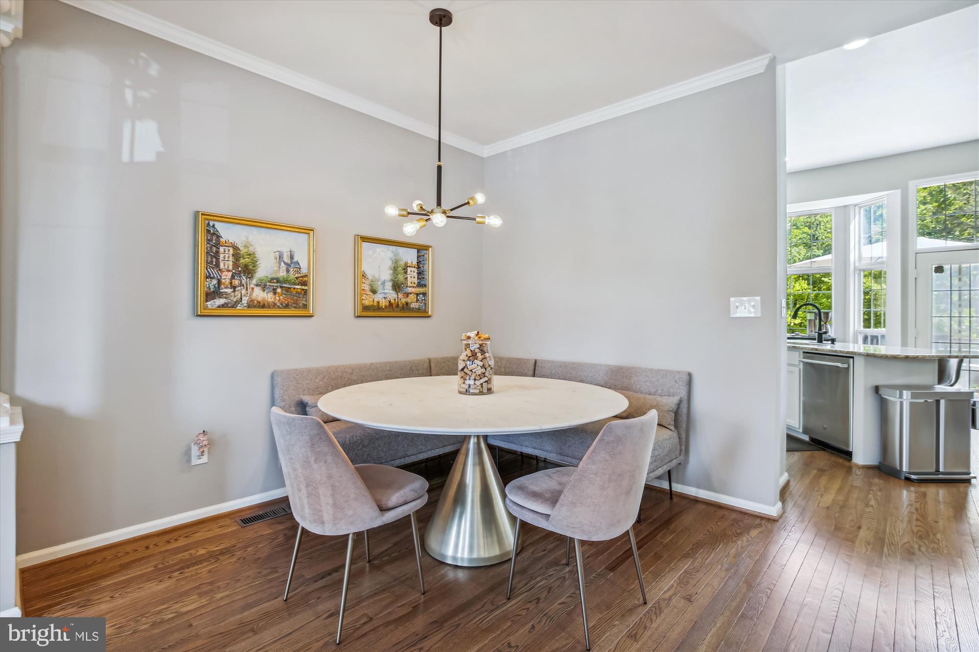 ISLAND CREEK - Residential