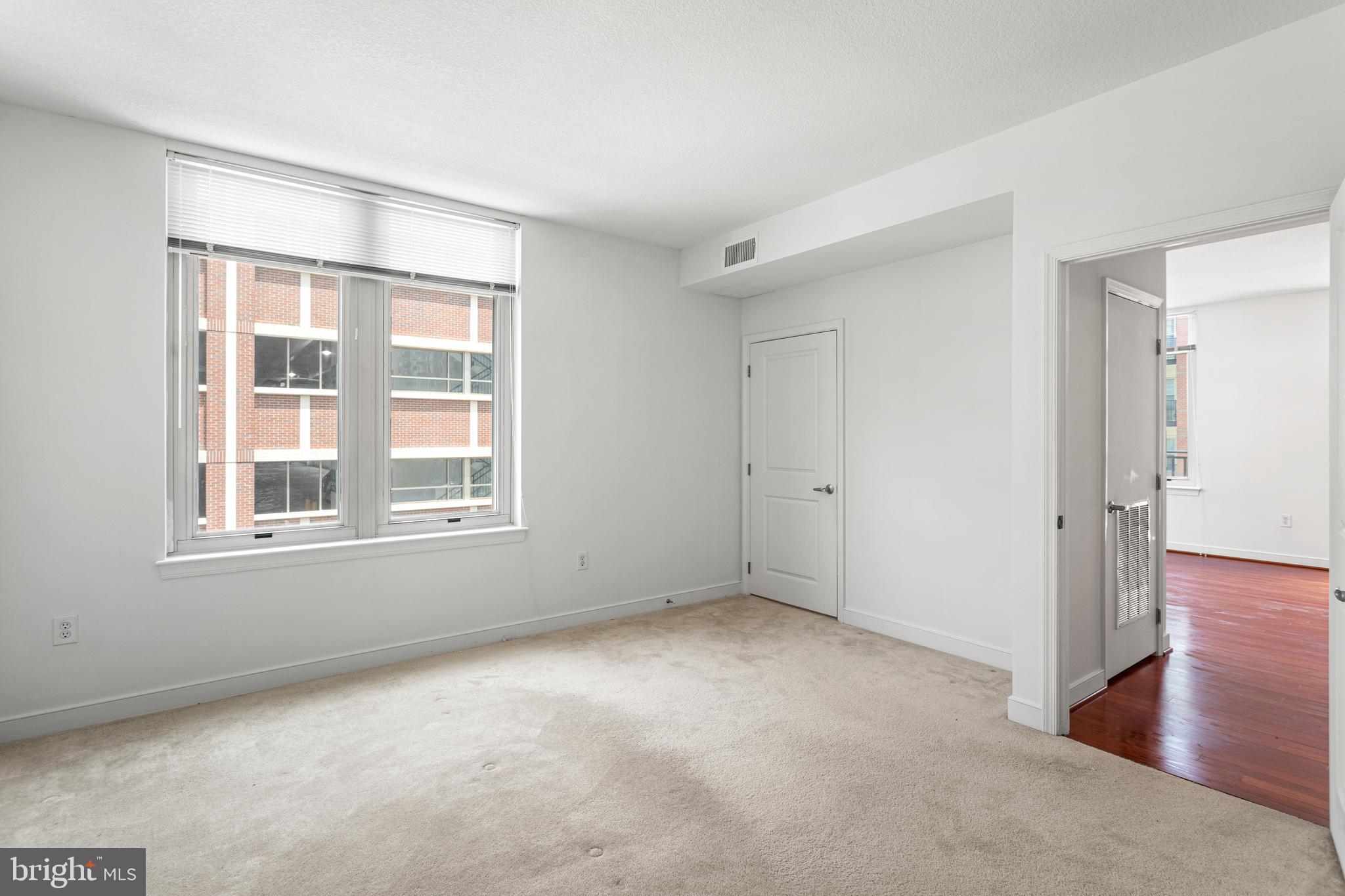 NATIONAL HARBOR - Residential