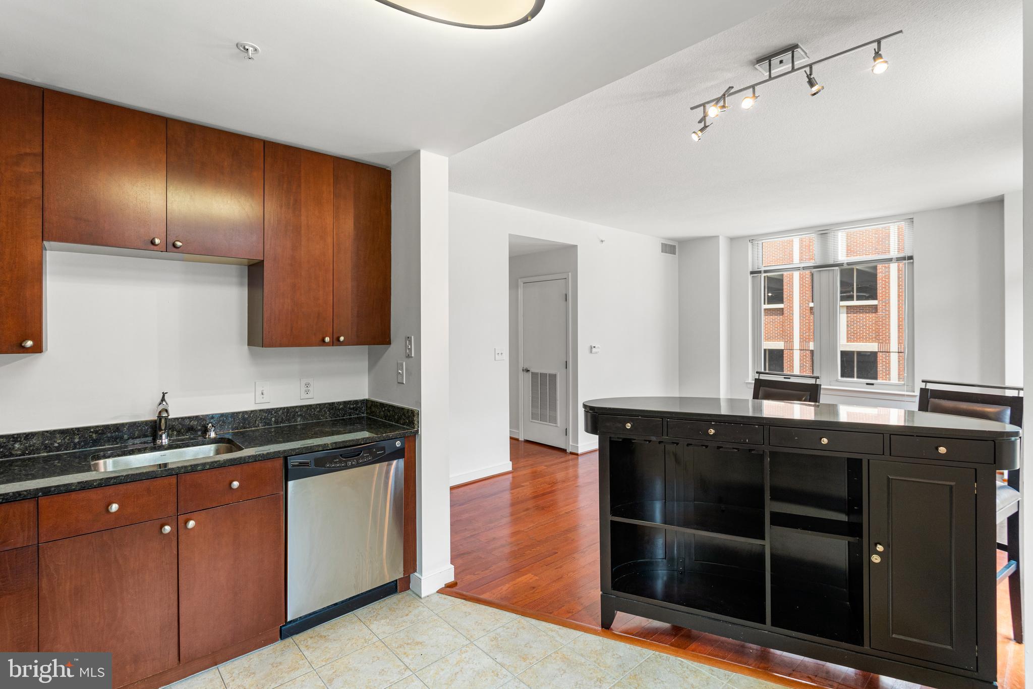 NATIONAL HARBOR - Residential