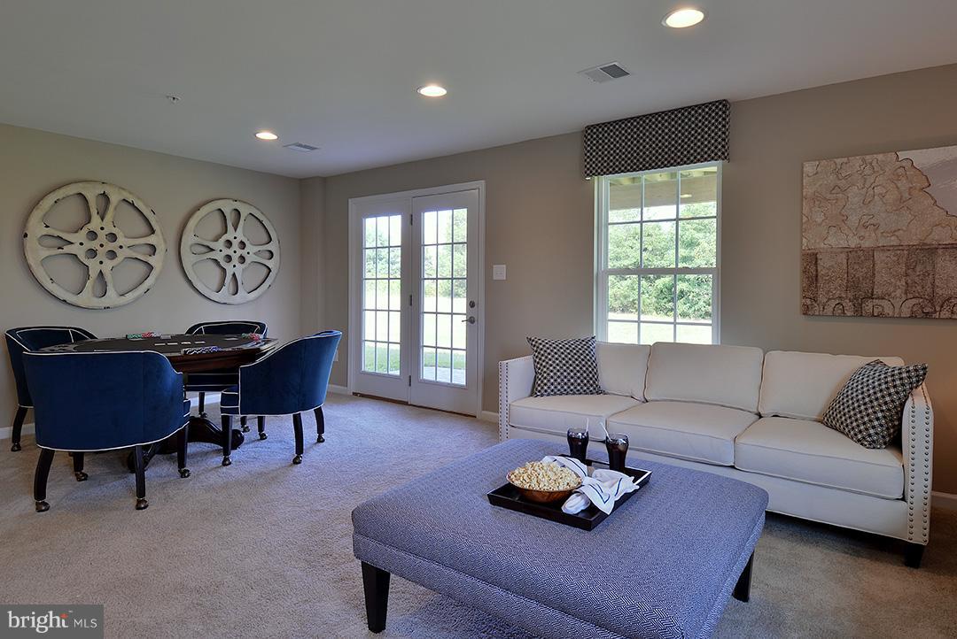 ADAMS CROSSING - Residential