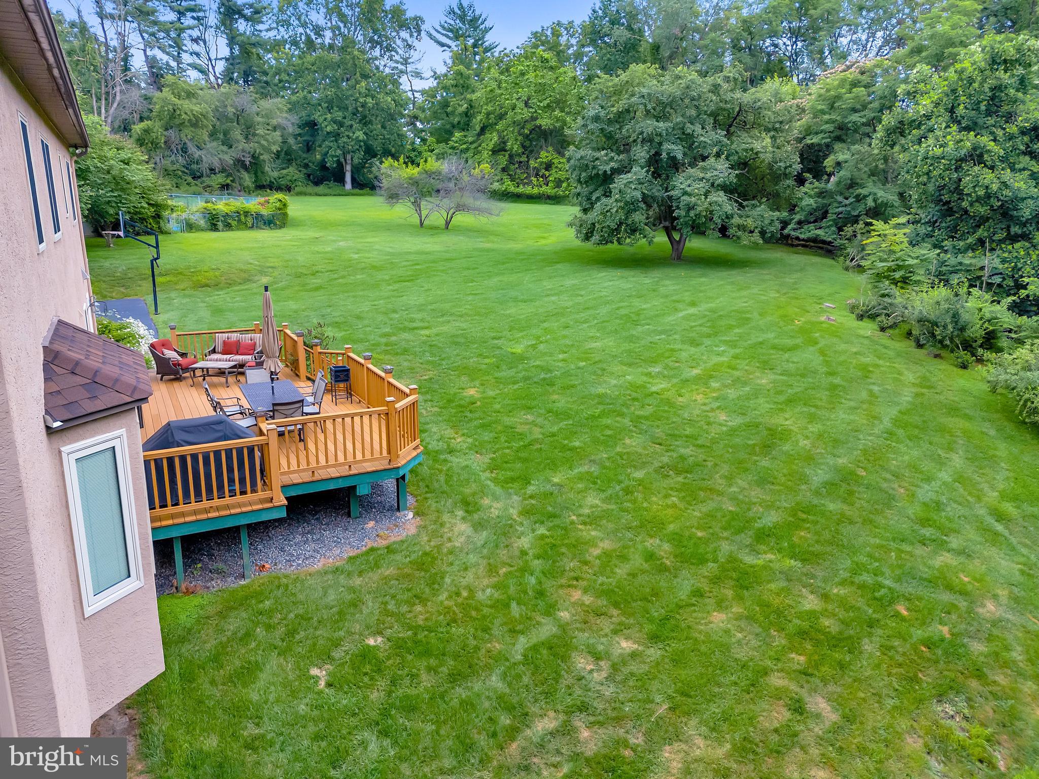 LAFAYETTE HILL - Residential