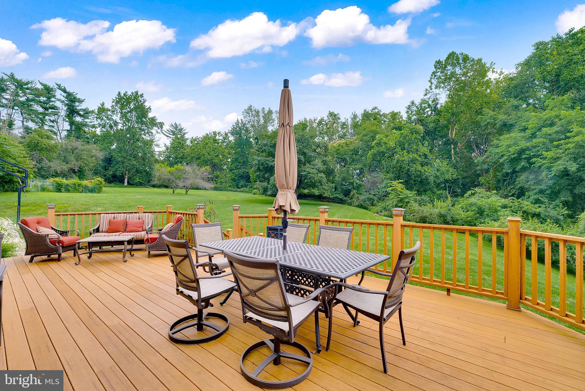 LAFAYETTE HILL - Residential