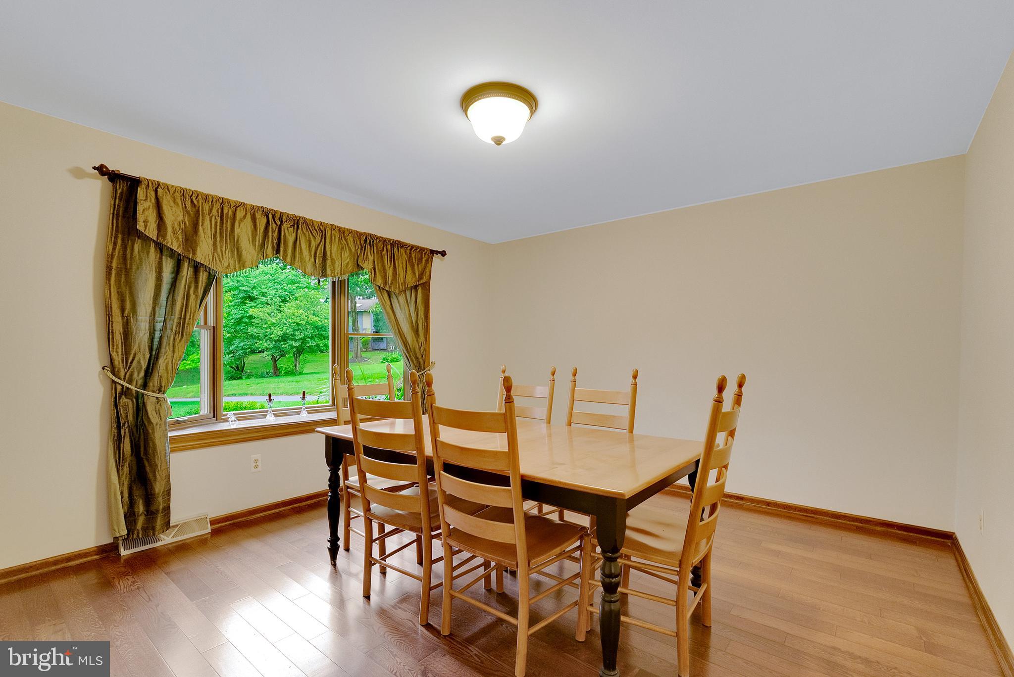 LAFAYETTE HILL - Residential