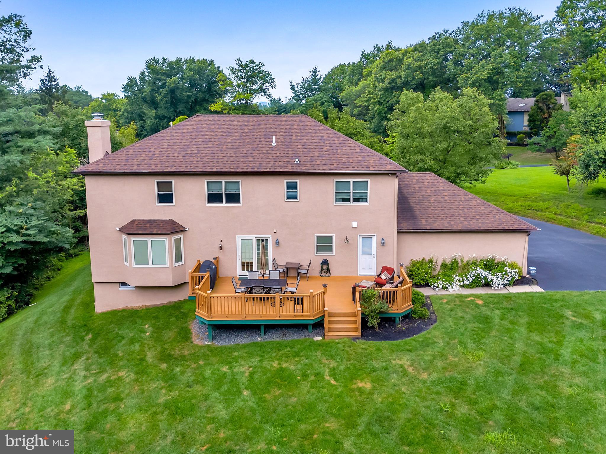 LAFAYETTE HILL - Residential