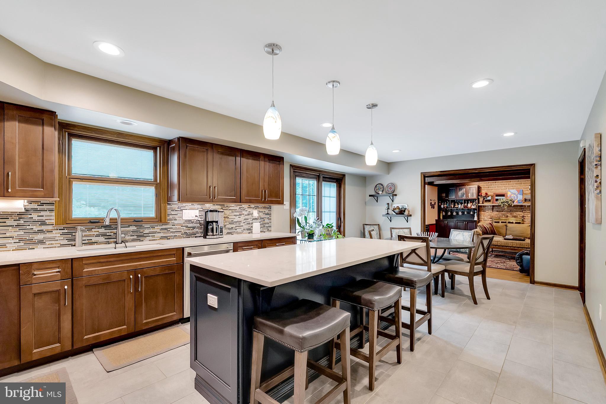 LAFAYETTE HILL - Residential