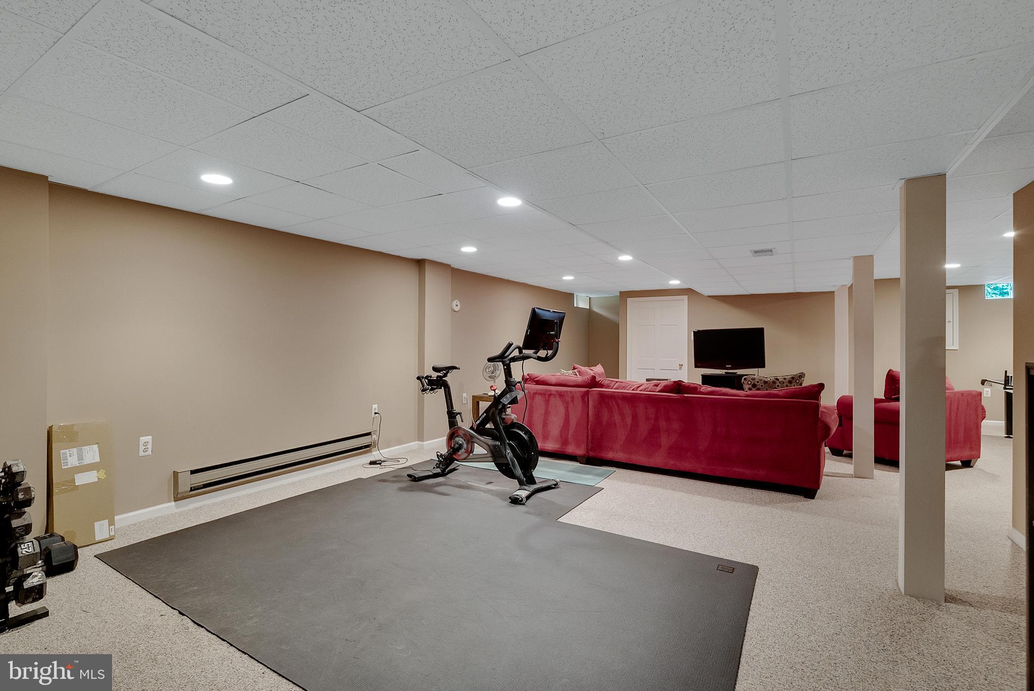 LAFAYETTE HILL - Residential