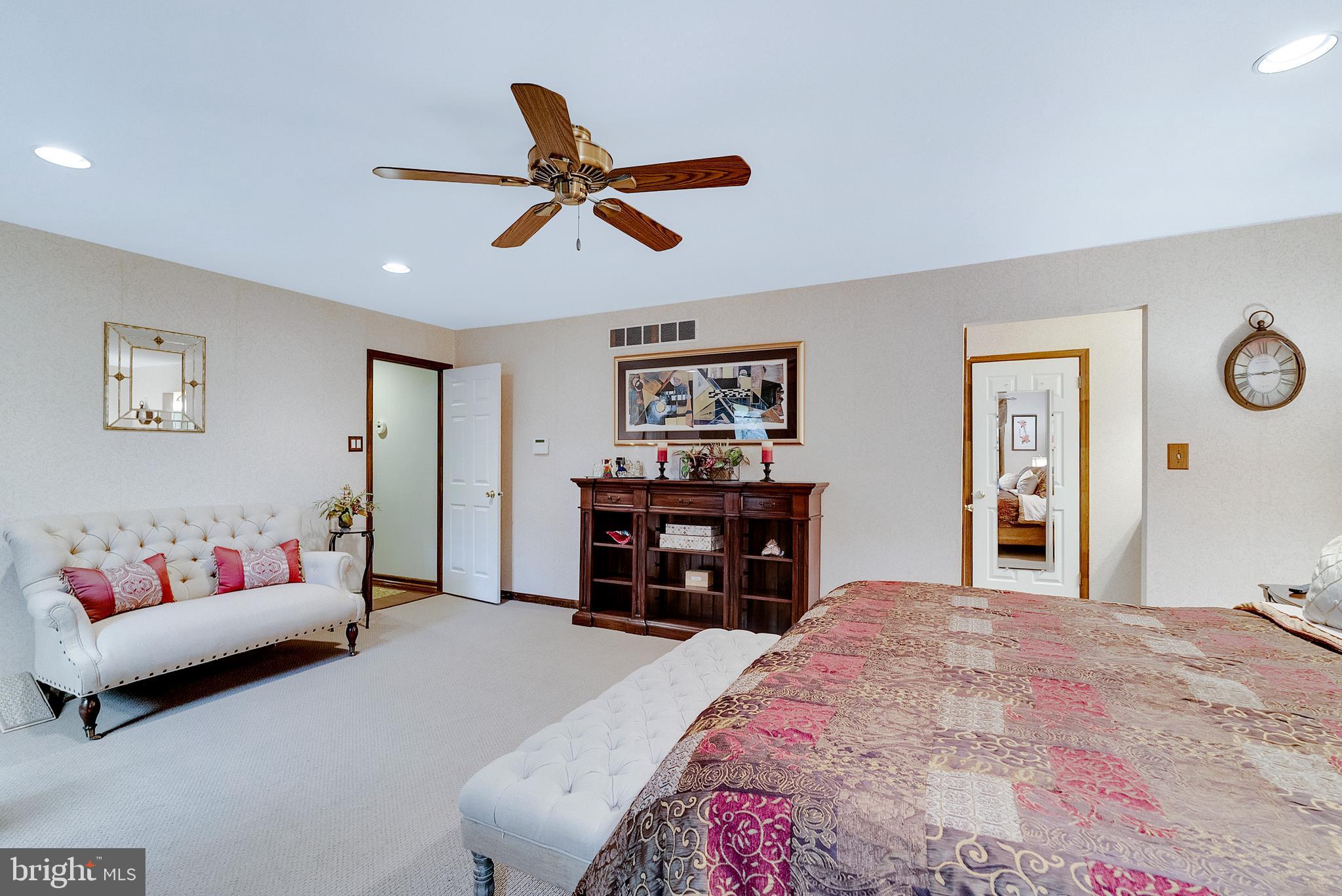 LAFAYETTE HILL - Residential