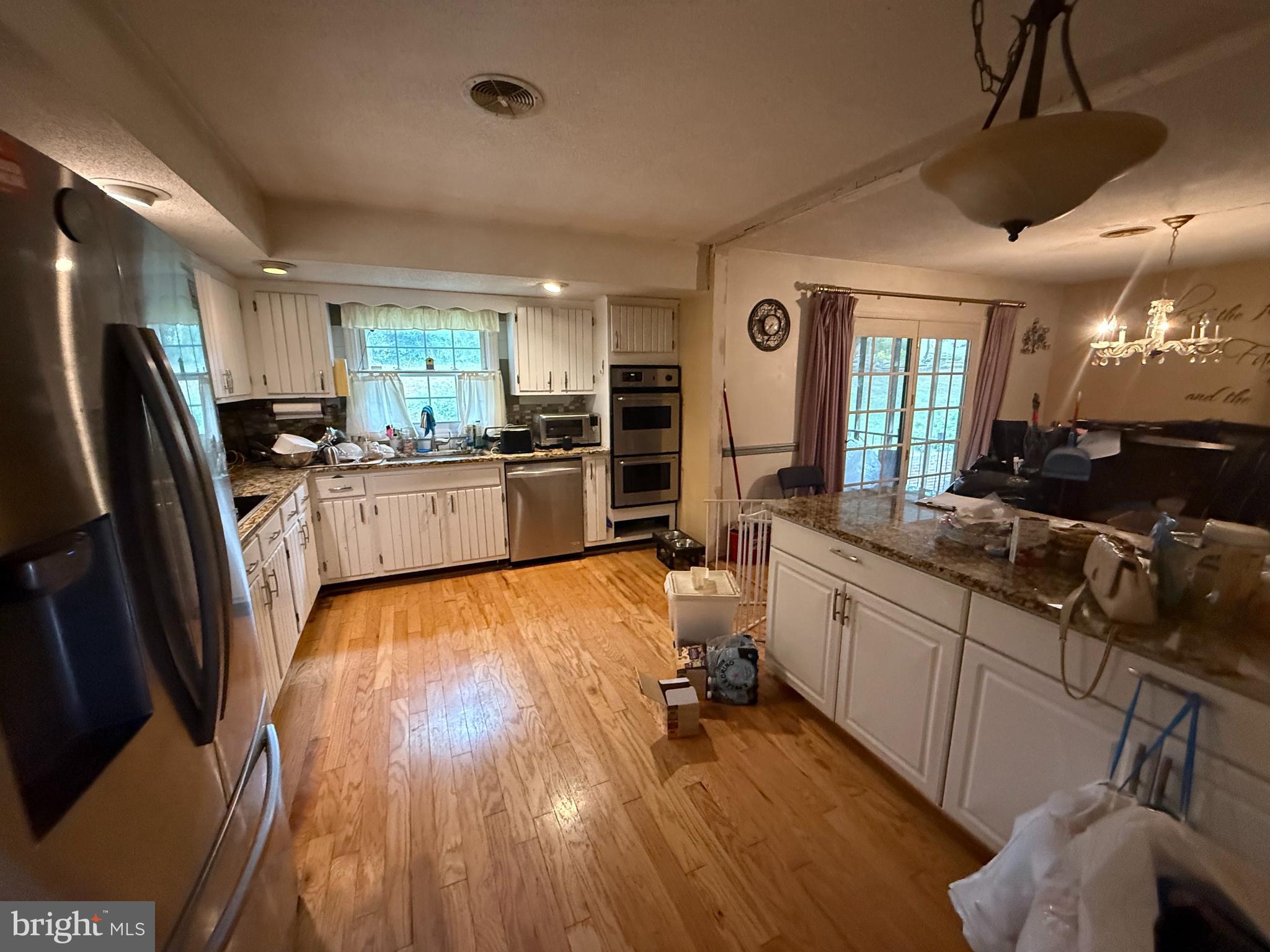 FOREST HILLS - Residential