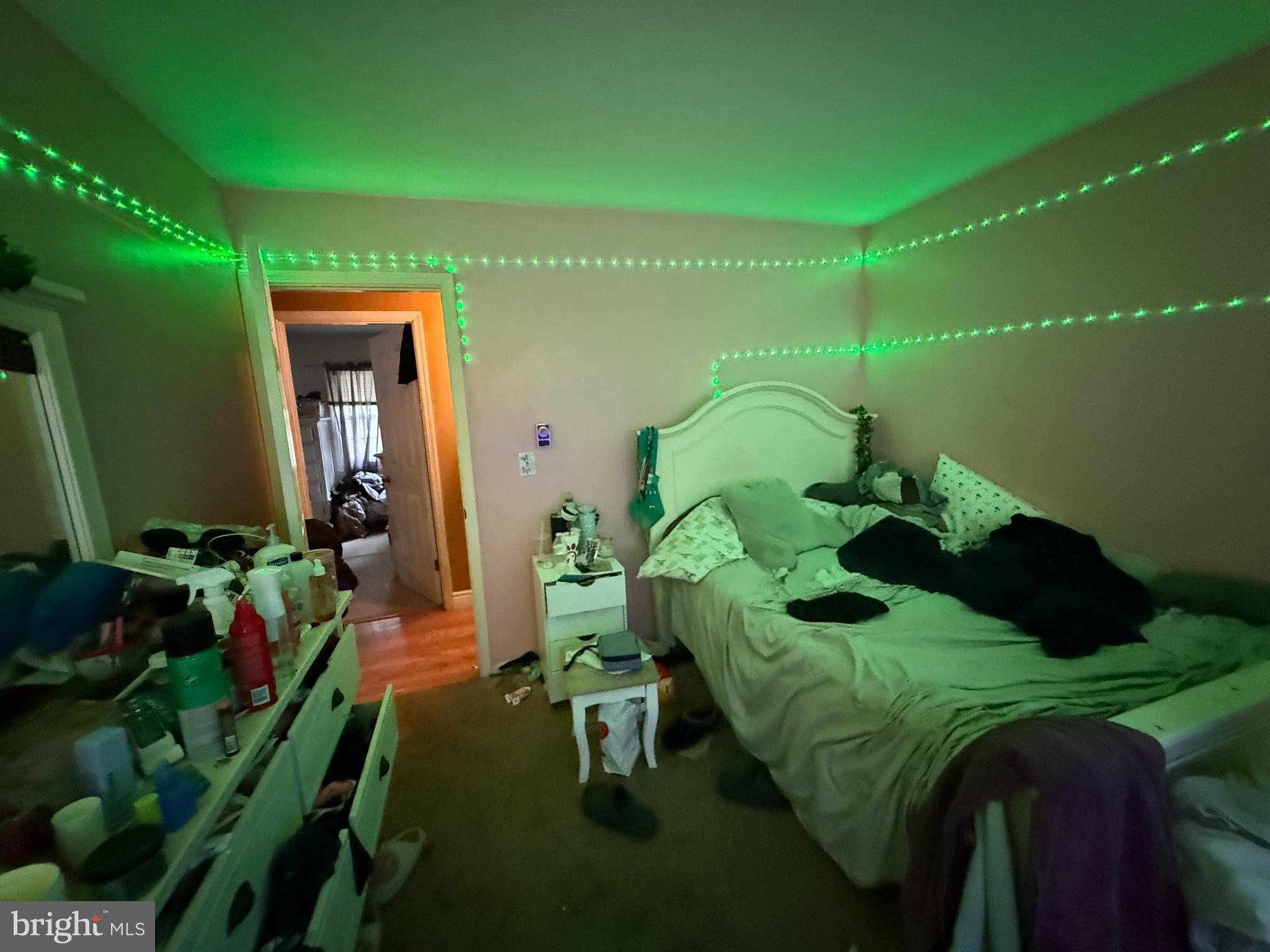 FOREST HILLS - Residential