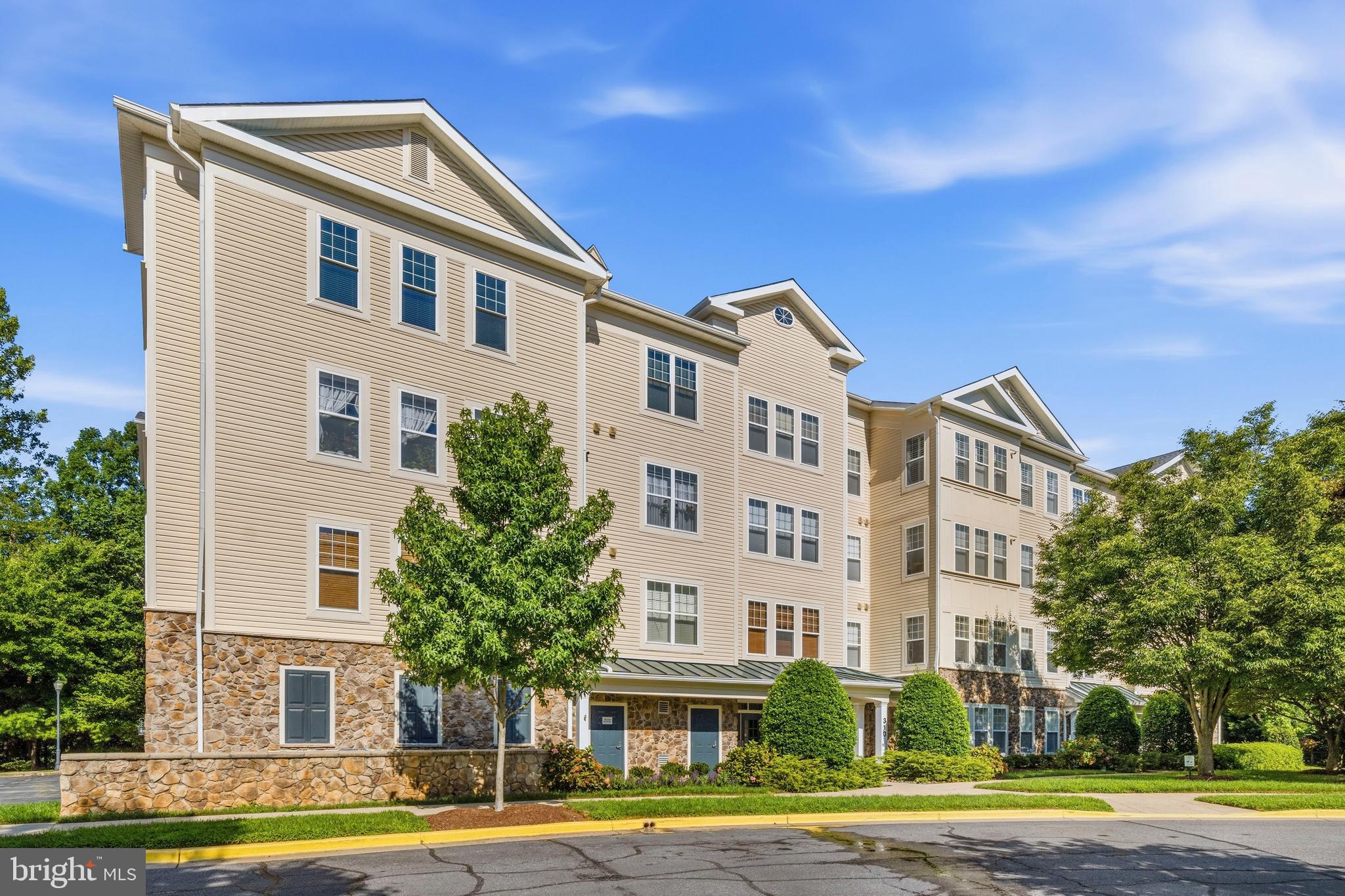 310 HIGH GABLES DRIVE 103