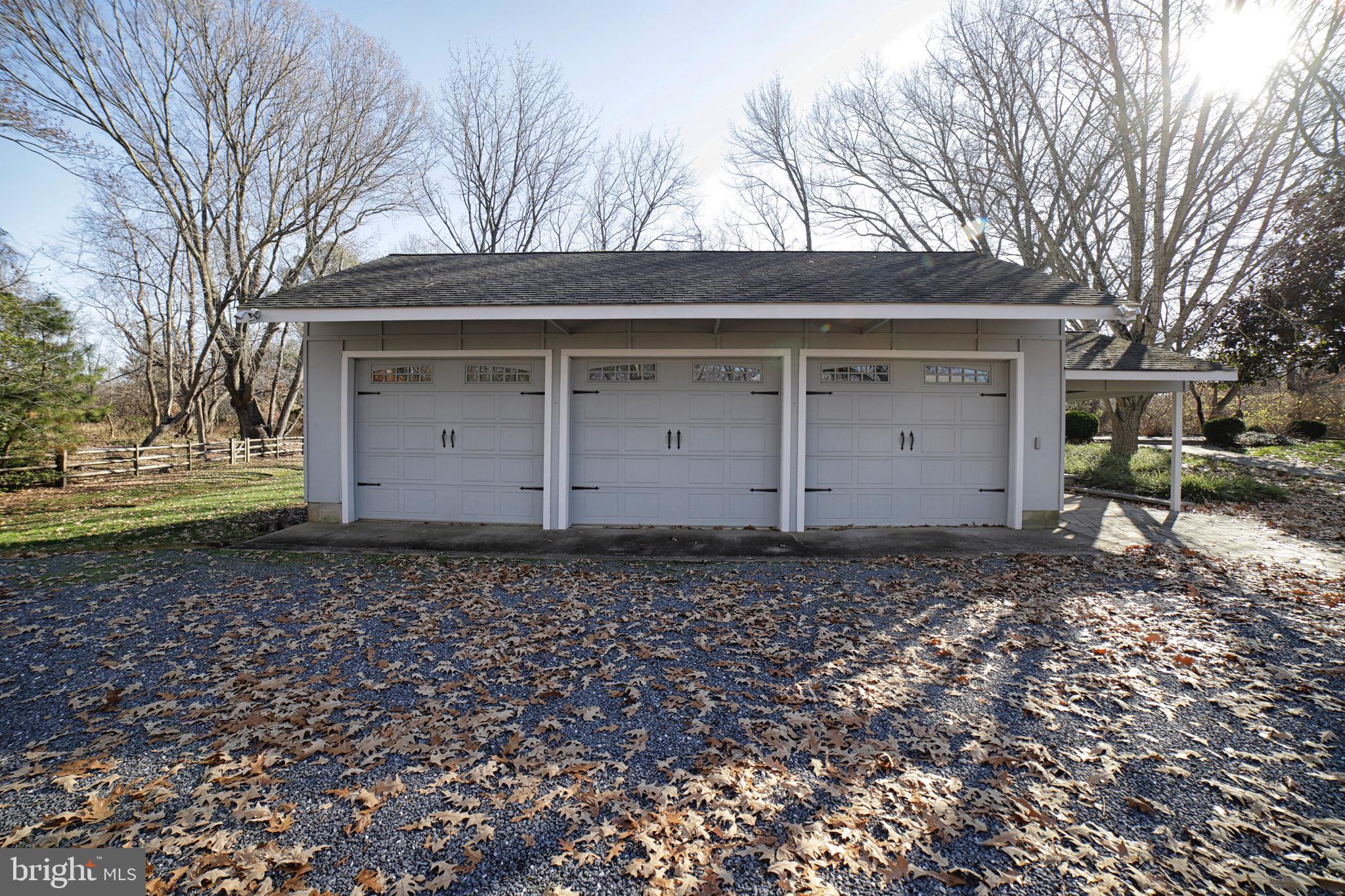 HICKORY RIDGE - Residential