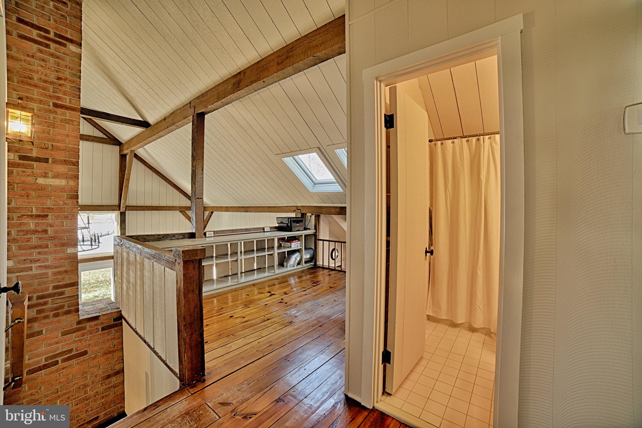 HICKORY RIDGE - Residential