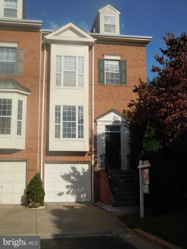 Beautiful end unit TH; New appliances,HVAC,Water heater and Washer/Dryer. Large kitchen w/granite counter. Wood floors main & lower level. Paladium windows, 2 Fireplaces & French doors opens to nice sized deck. Large Master Bedroom bath on a separate level with soaking tub, shower,double sink vanity. Lower level has walkout to backyard. Great location. About 50 feet to bus stop.