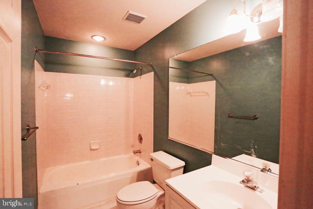 CHAPELGATE - Residential Lease