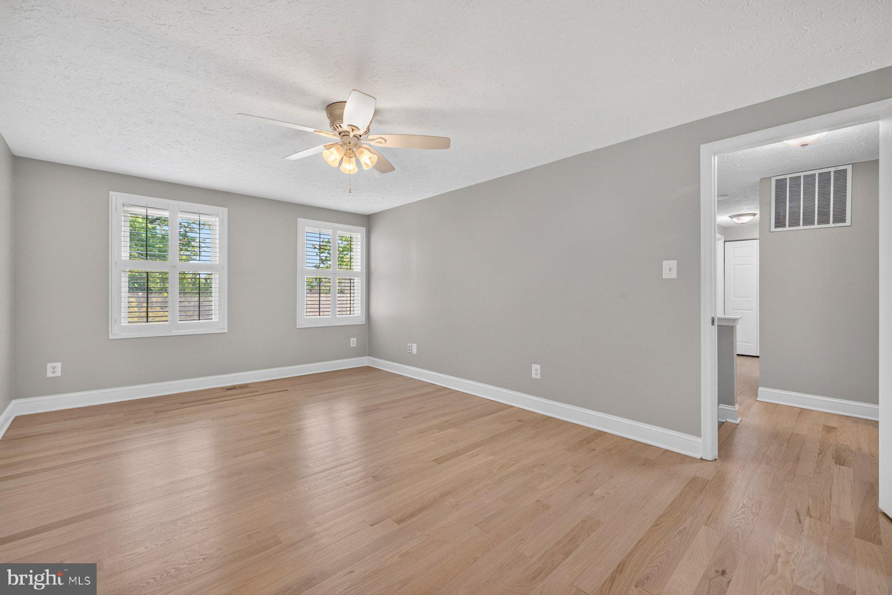MIDDLE VALLEY - Residential