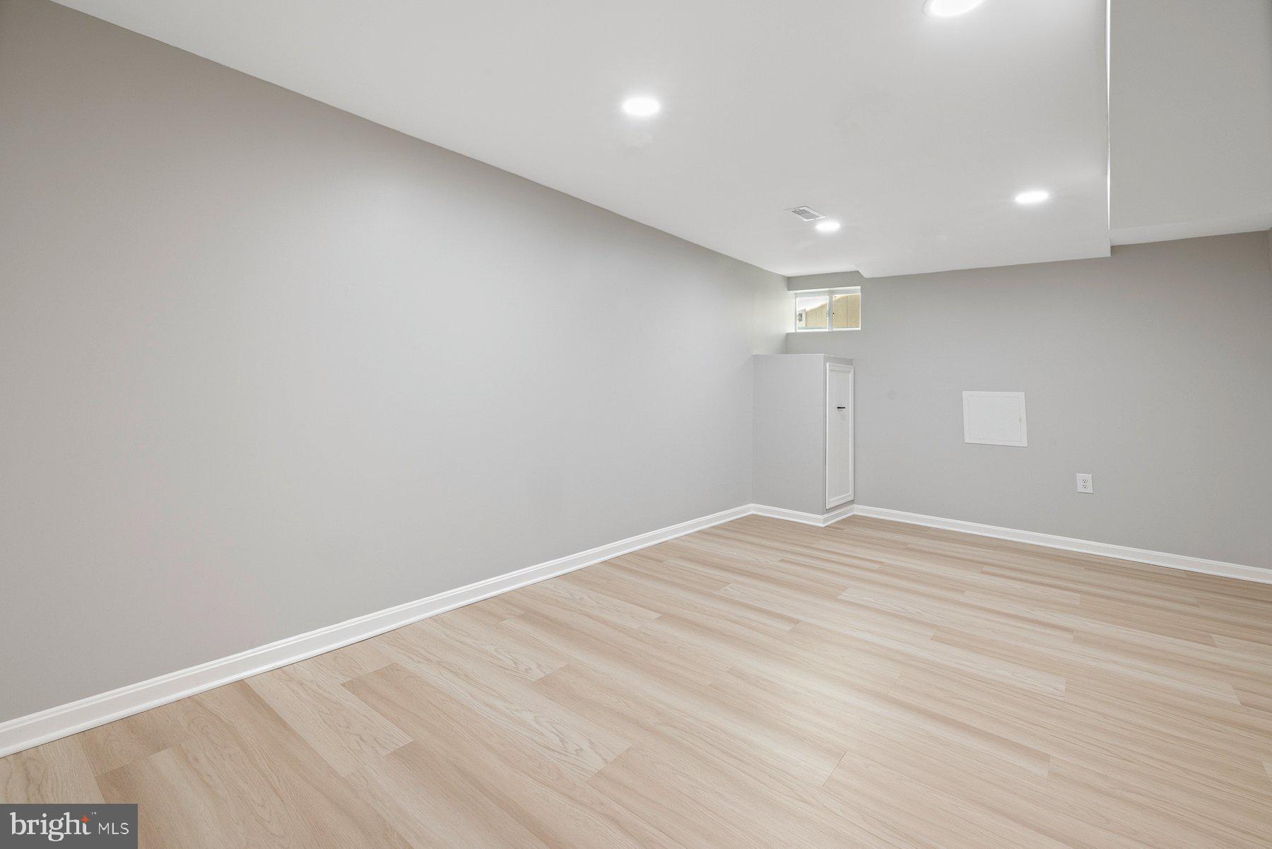 MIDDLE VALLEY - Residential