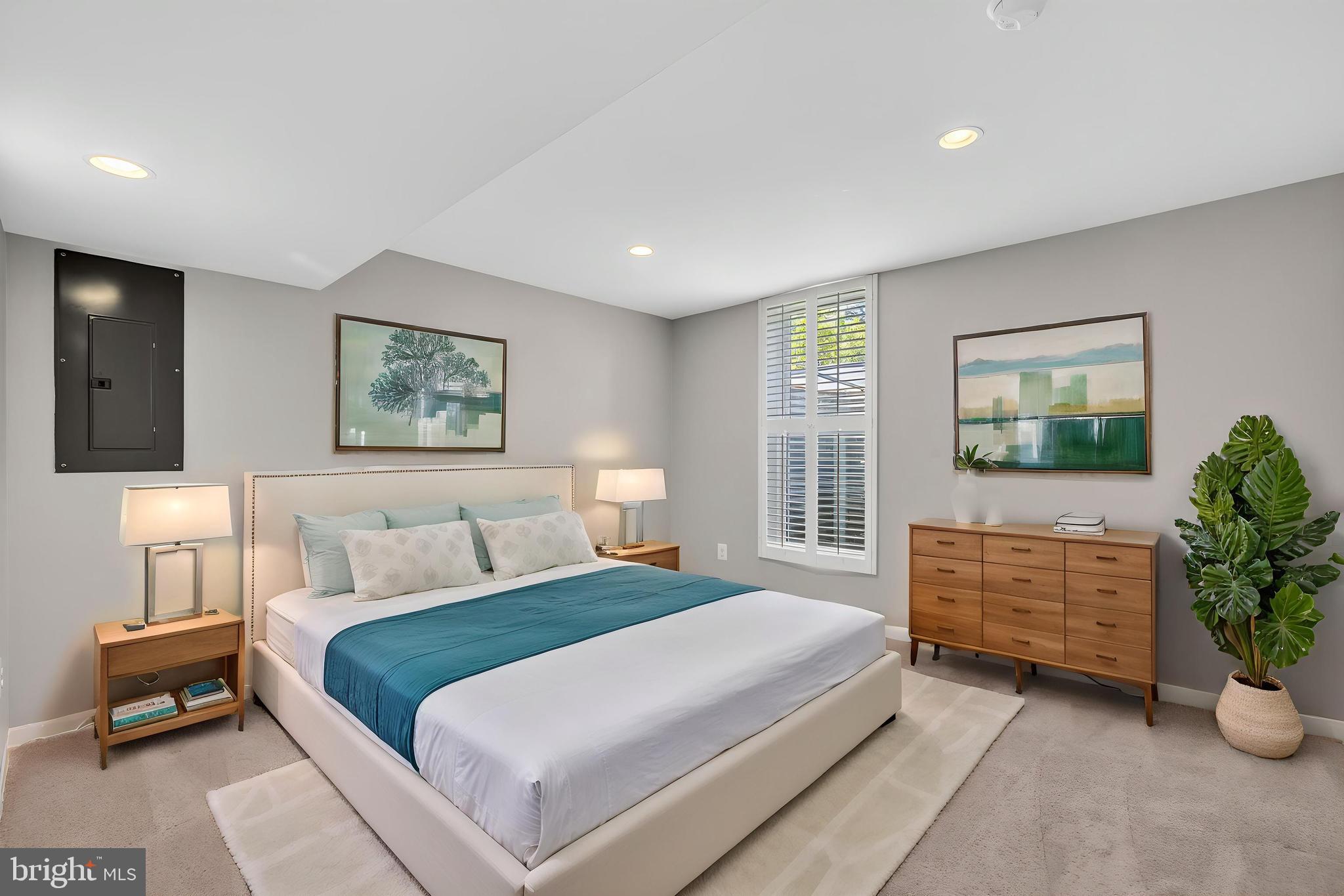 MIDDLE VALLEY - Residential