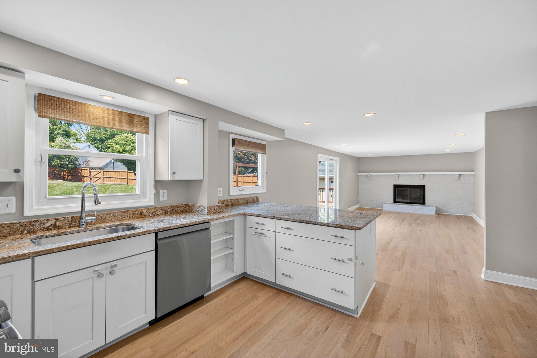 MIDDLE VALLEY - Residential