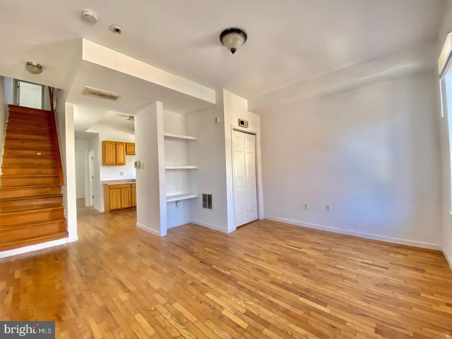 2034 N 18TH STREET