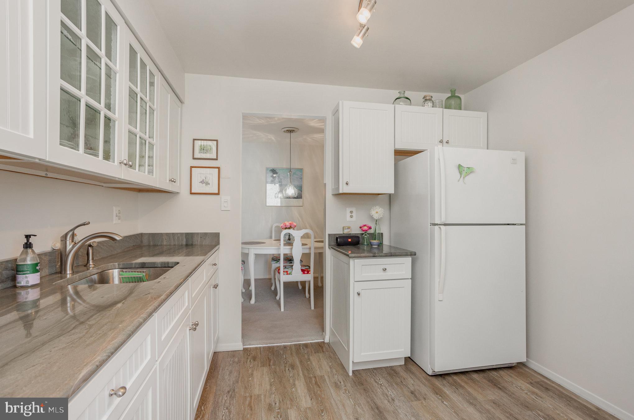 KENWOOD GARDENS - Residential