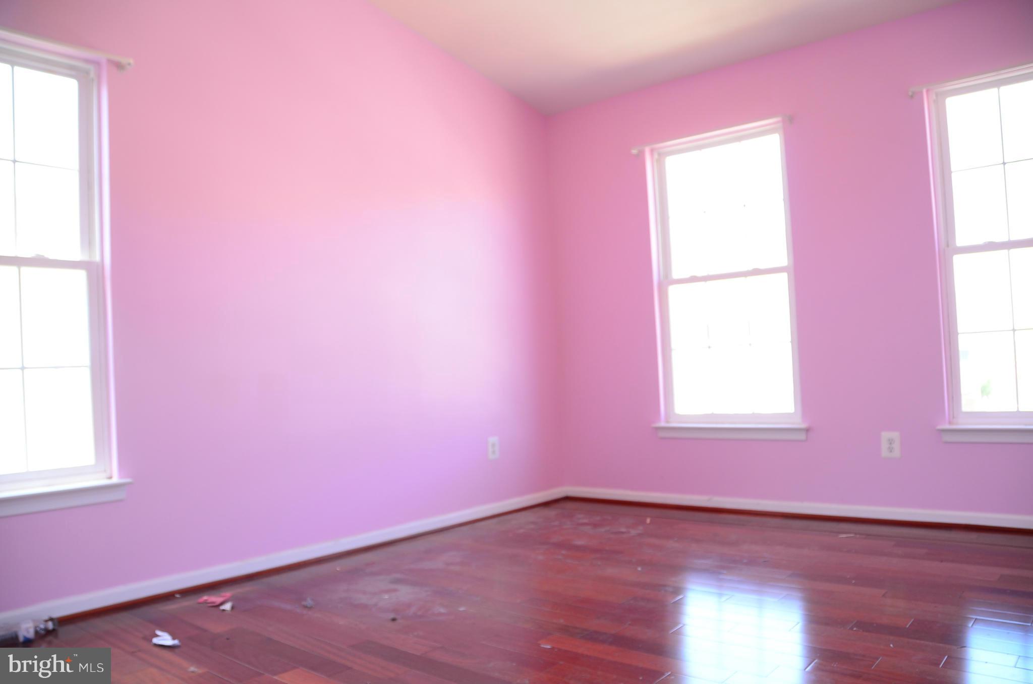 SOUTH RIDING - Residential Lease